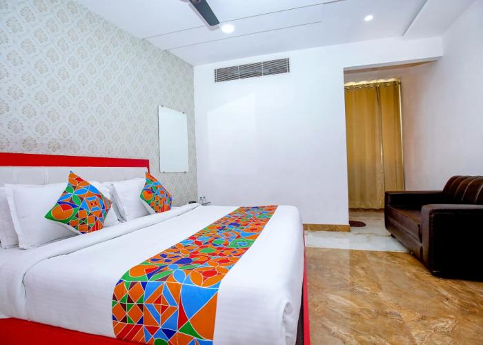 FabHotel Golden Temple Paradise 50 meters from golden temple