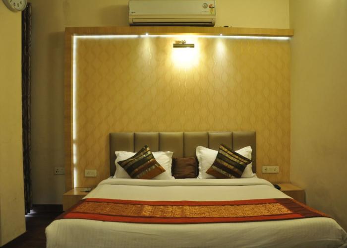 Hotel Mercury Inn by Sonachi