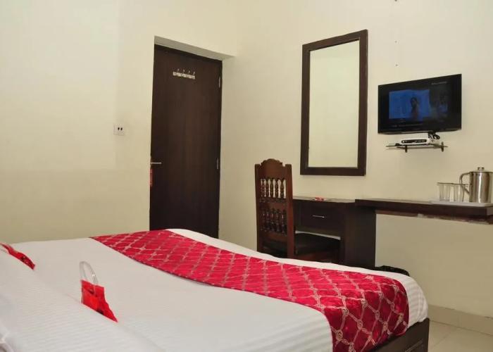 Hotel Star Metro Inn By GRB