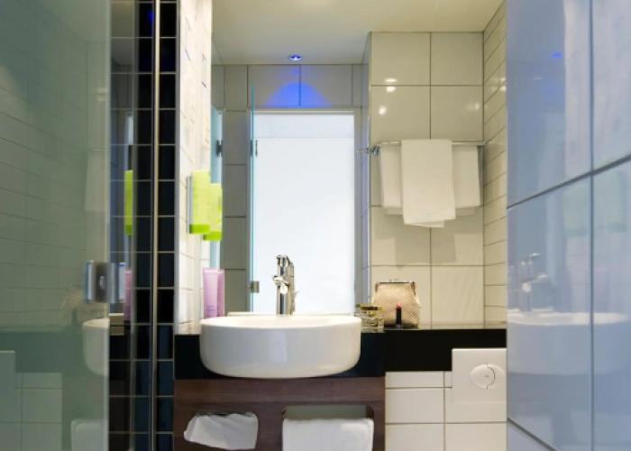 Holiday Inn Express Lille Centre by IHG
