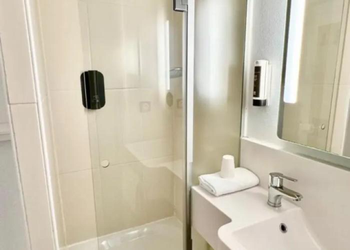 B&B HOTEL Lille Centre Grand Palais