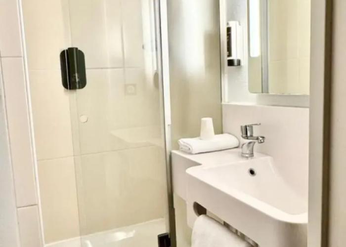 B&B HOTEL Lille Centre Grand Palais