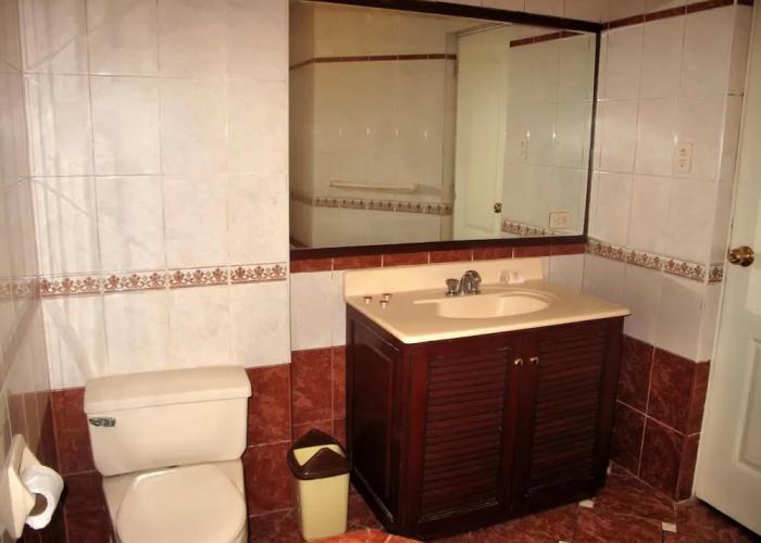 Hotel Solís Dies