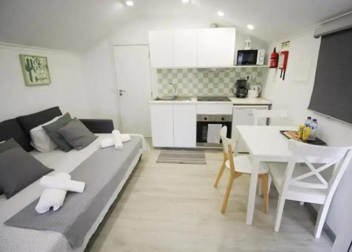 Oriente DNA Studios & Rooms