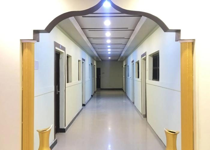 Hotel Mangalam Palace - Lucknow Airport