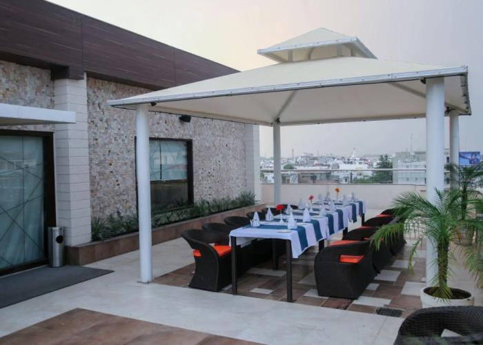 Sapna Clarks Inn