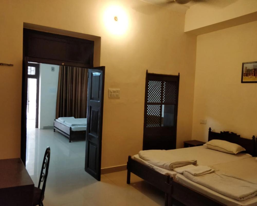 фото Central Hotel