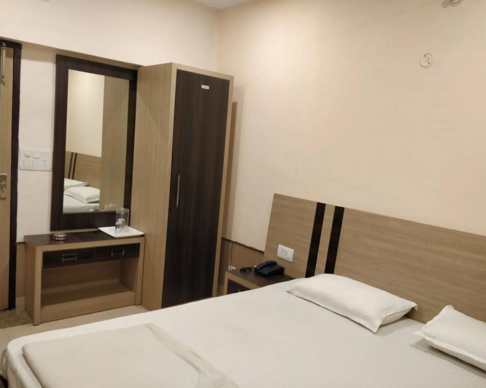 фото Central Hotel