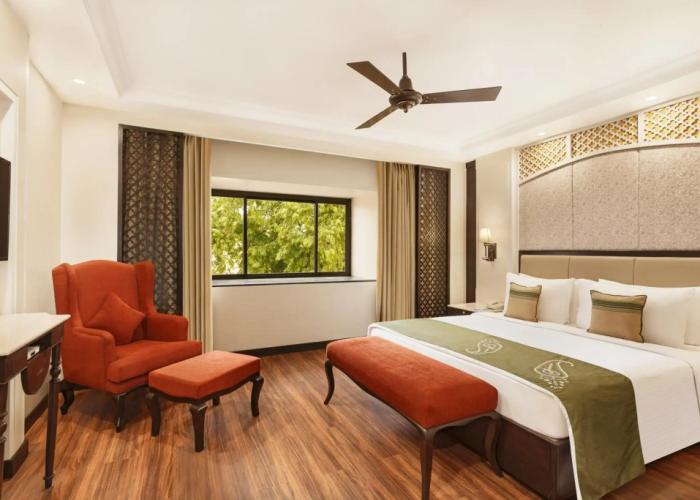 La Place Sarovar Portico, Lucknow