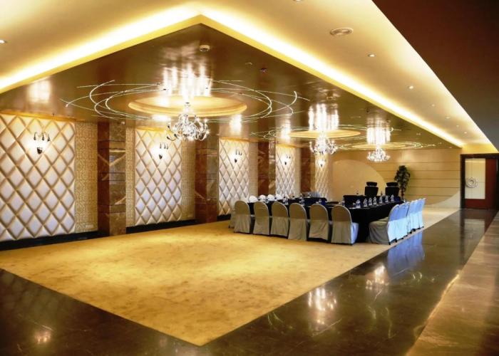 Hotel Dayal Paradise