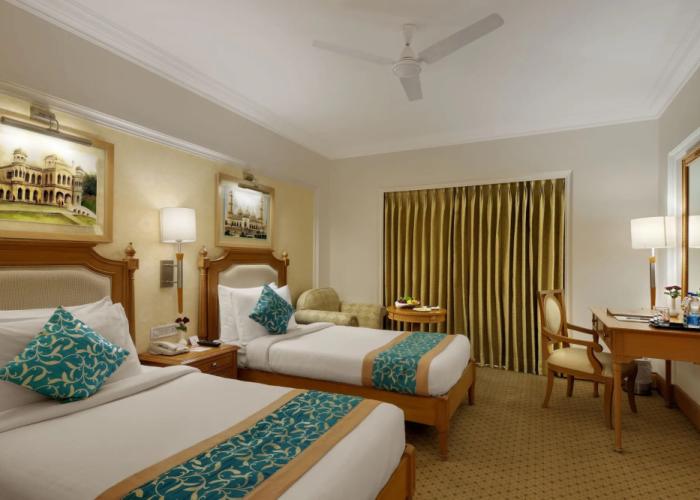 India Awadh Hotel