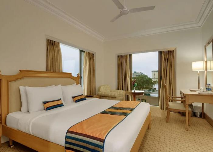 India Awadh Hotel