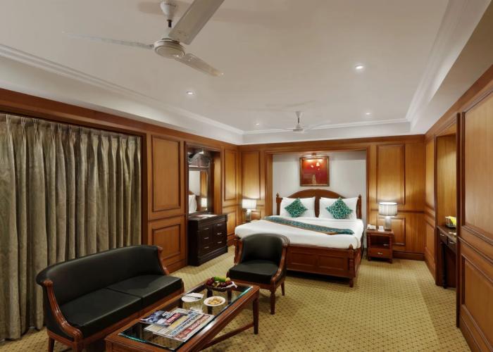 India Awadh Hotel