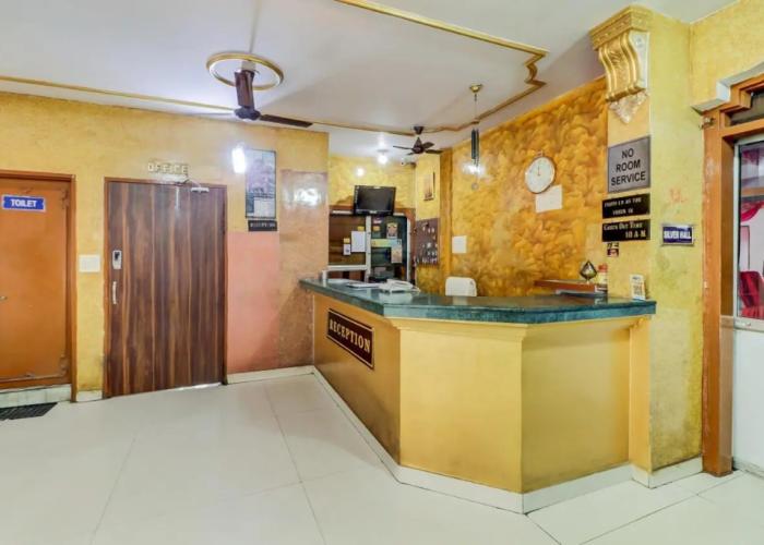 SPOT ON 66997 Jc Guest House