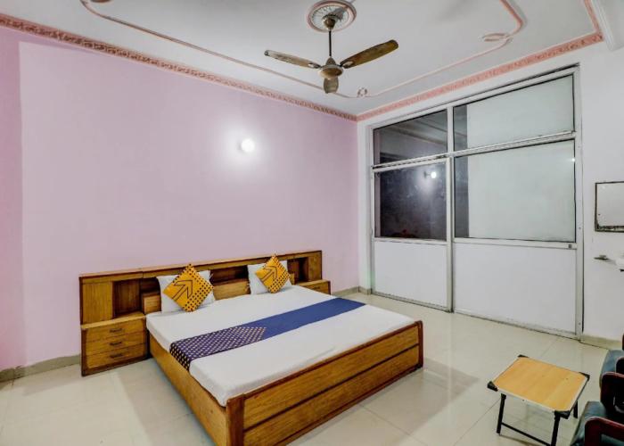 SPOT ON 66997 Jc Guest House