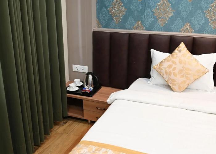 Hotel Olive Crown