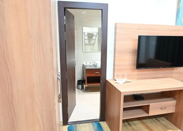 Hotel Olive Crown