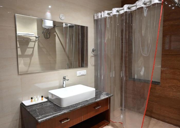 Hotel Olive Crown