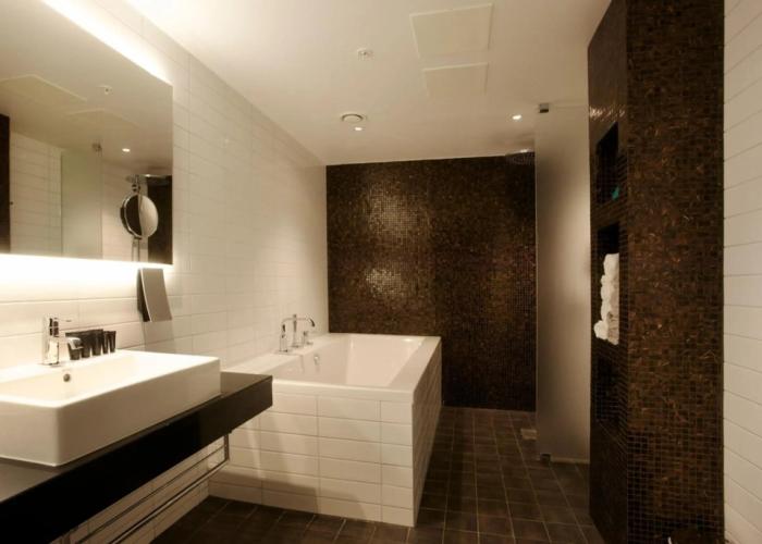 Clarion Hotel Sense