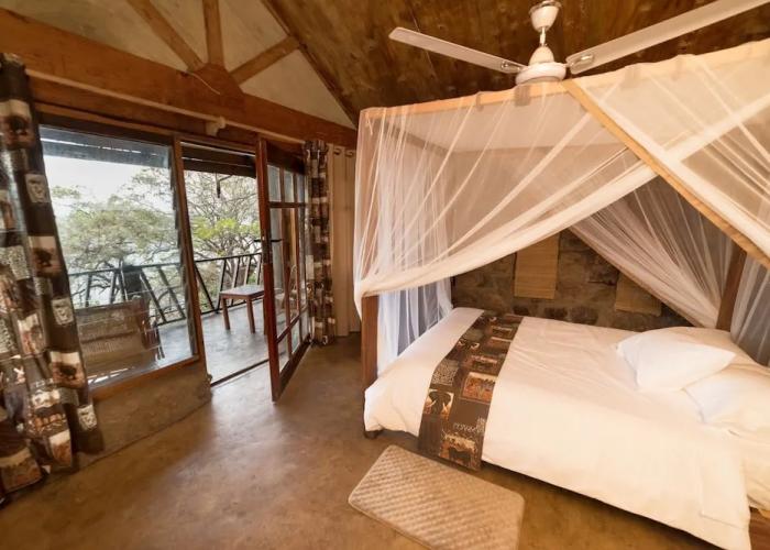 Safari Beach Lodge