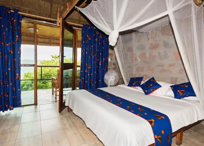 Safari Beach Lodge