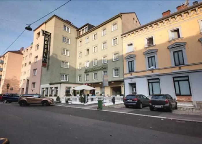 Hotel Lokomotive