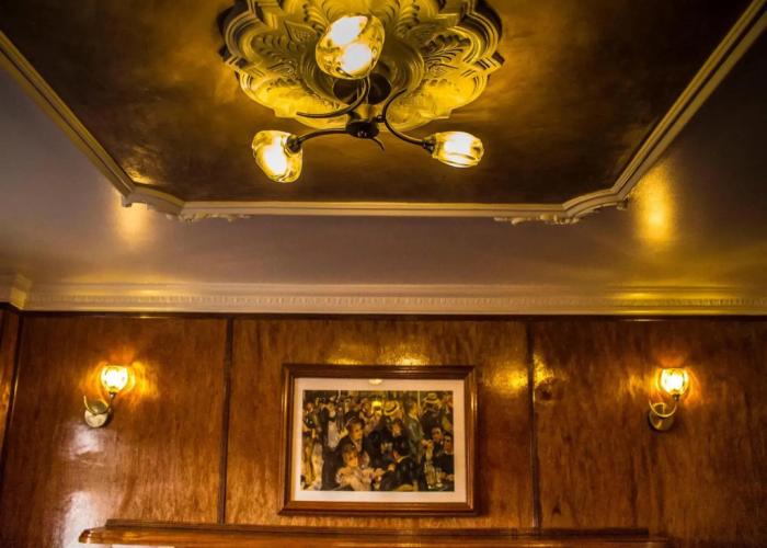 Cricklewood Lodge Hotel