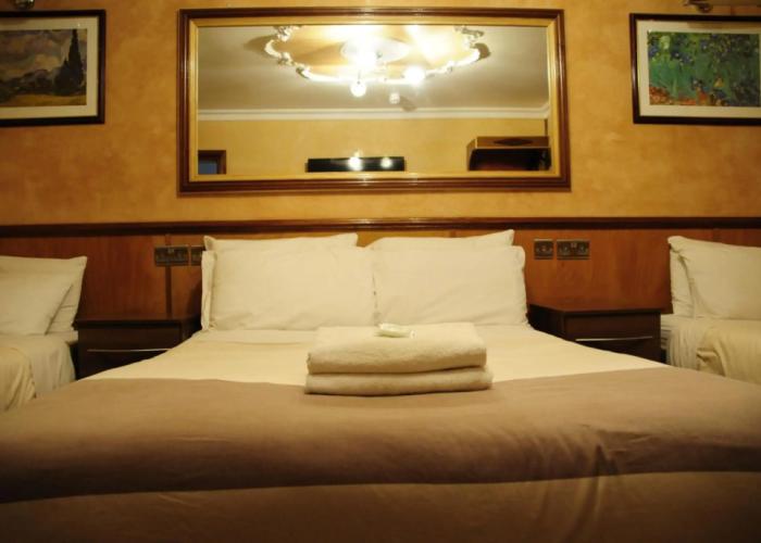 Cricklewood Lodge Hotel