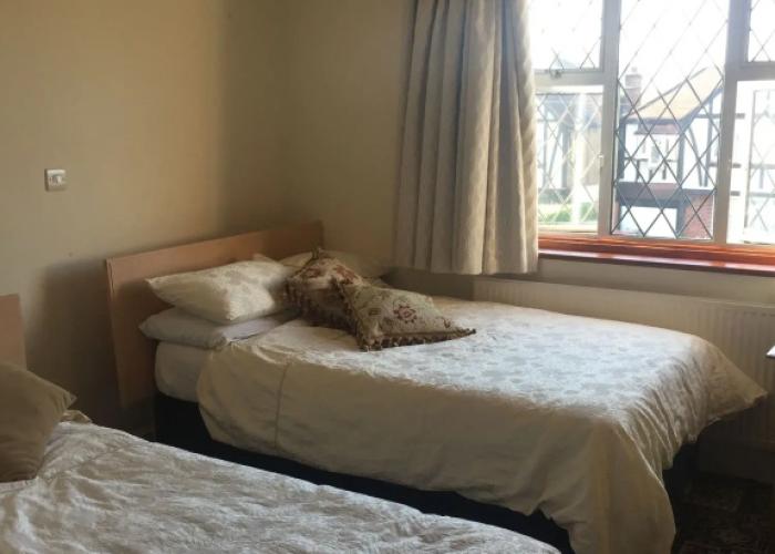 Edgware Bed and Breakfast