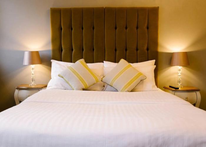 Prince of Wales - Townhouse