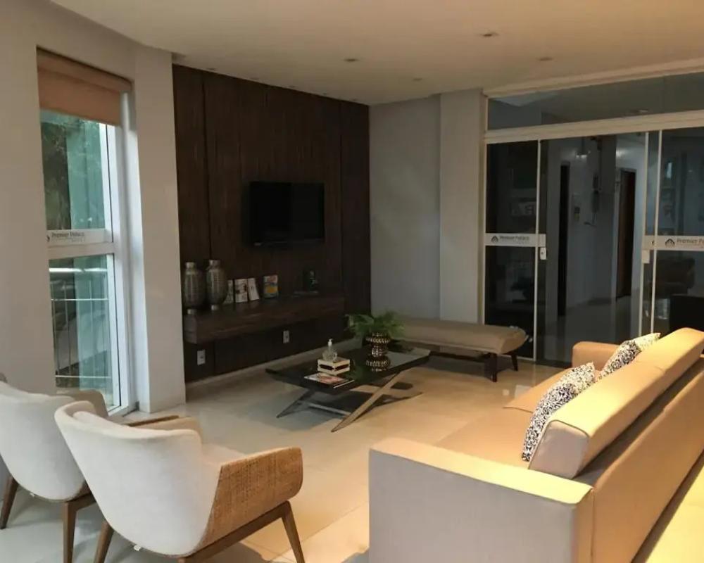 Premier Pallace Hotel