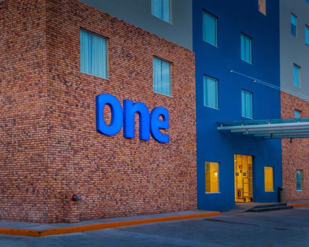 One Monclova Hotel
