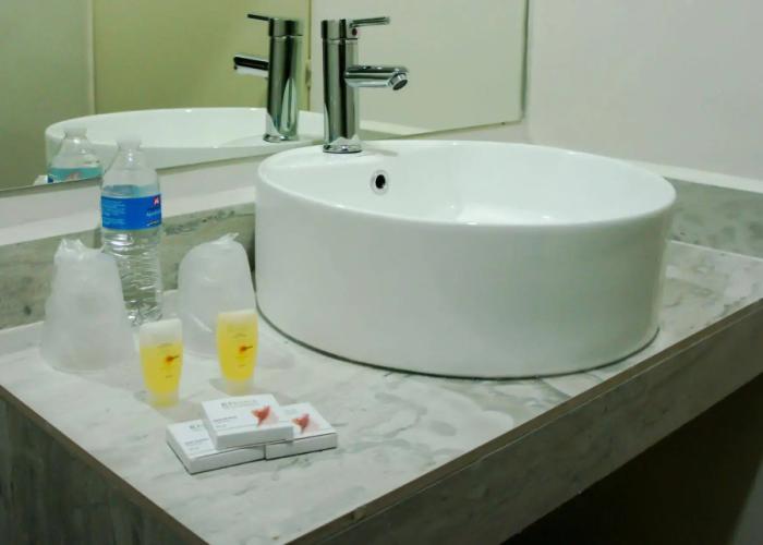 Capital Hotel