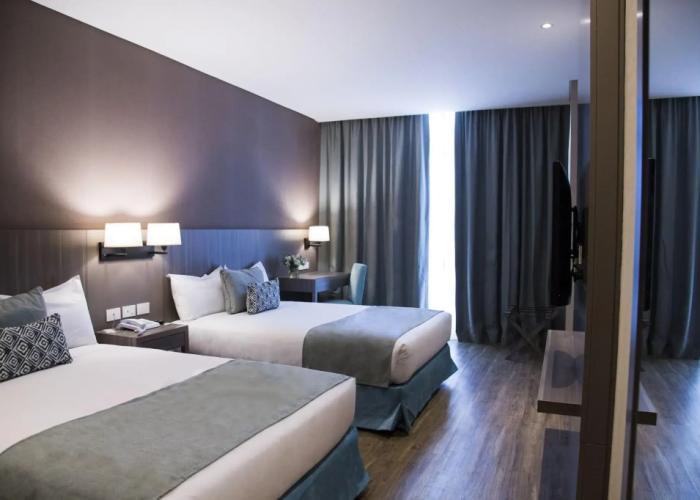Hotel Land Plaza La Plata