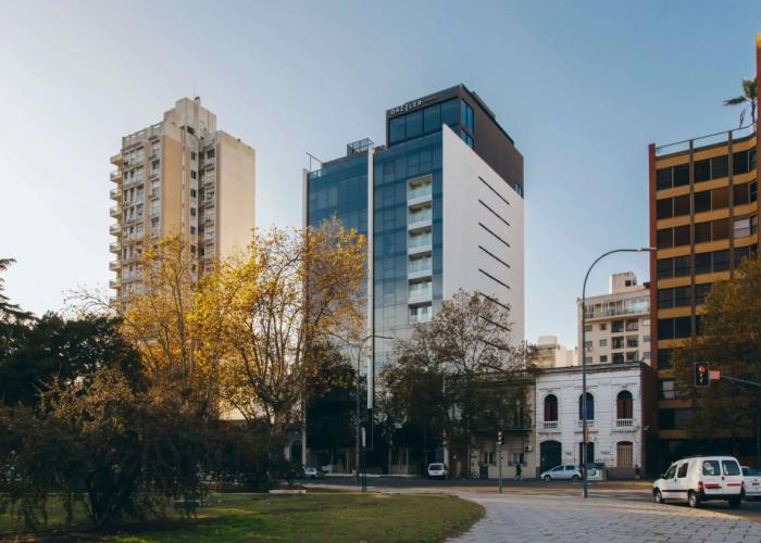 Dazzler by Wyndham La Plata
