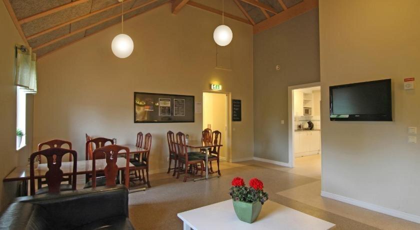 Bergs Slussar Vandrarhem & Stugor - Hostel