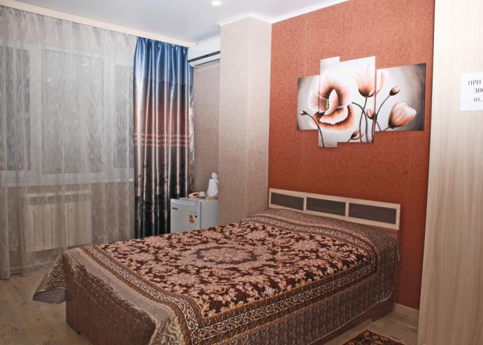Uyut  Hotel