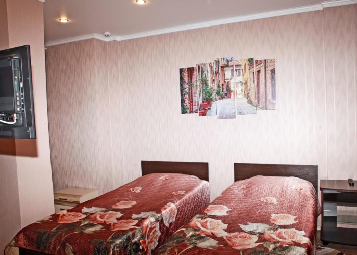 Uyut  Hotel