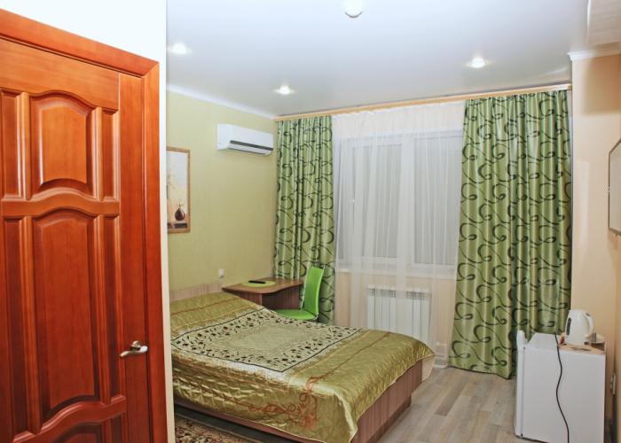 Uyut  Hotel