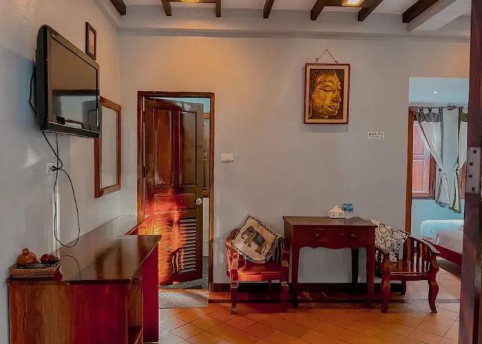 KhongKham Hotel