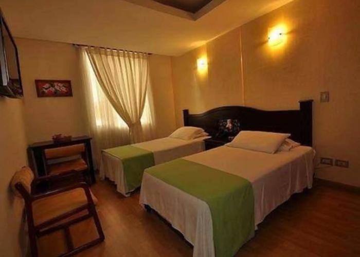 Hotel Bolivar Plaza
