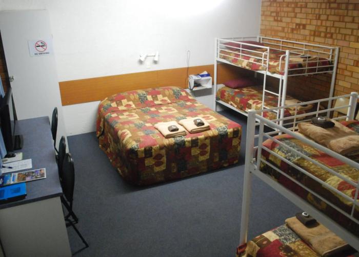 Abajaz Motor Inn