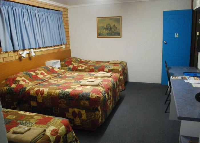 Abajaz Motor Inn