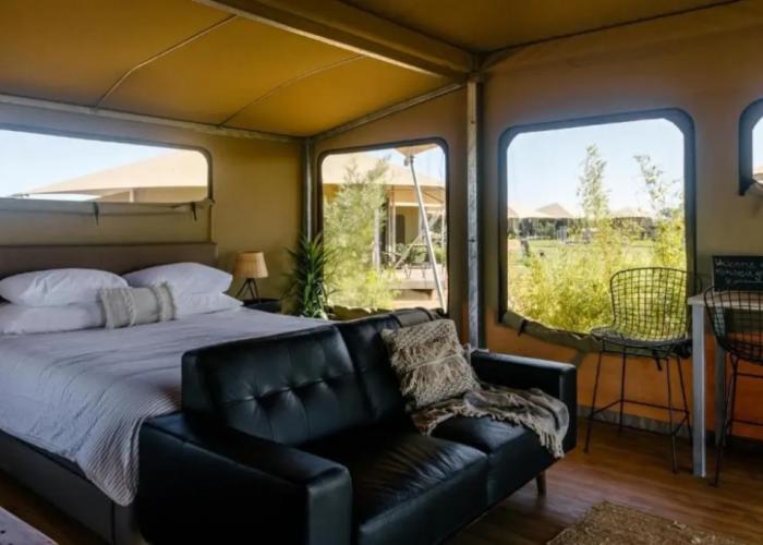 Mitchell Grass Retreat