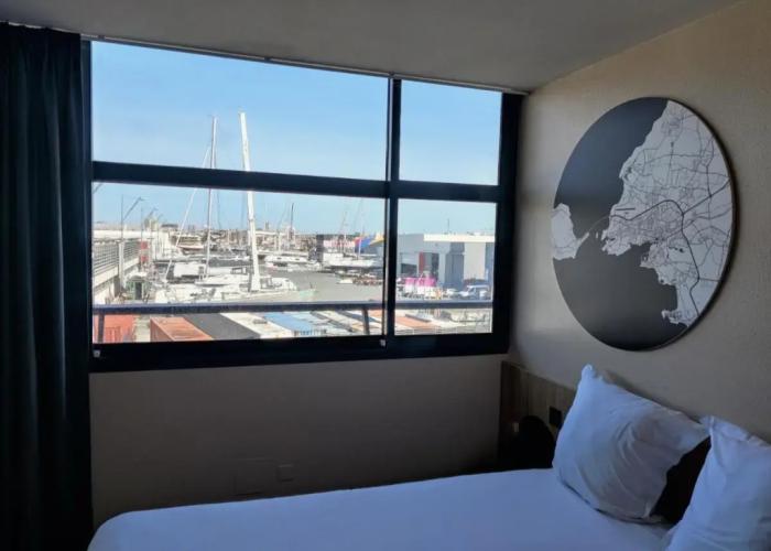 B&B HOTEL La Rochelle Centre les Minimes