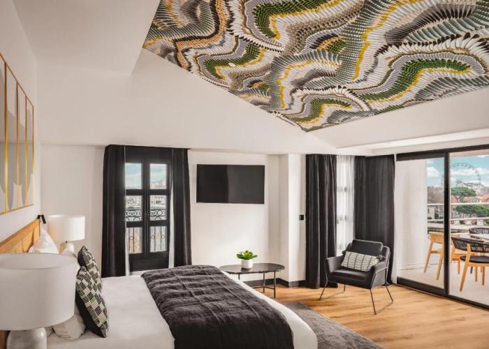Maisons du Monde Hôtel & Suites - La Rochelle Vieux Port