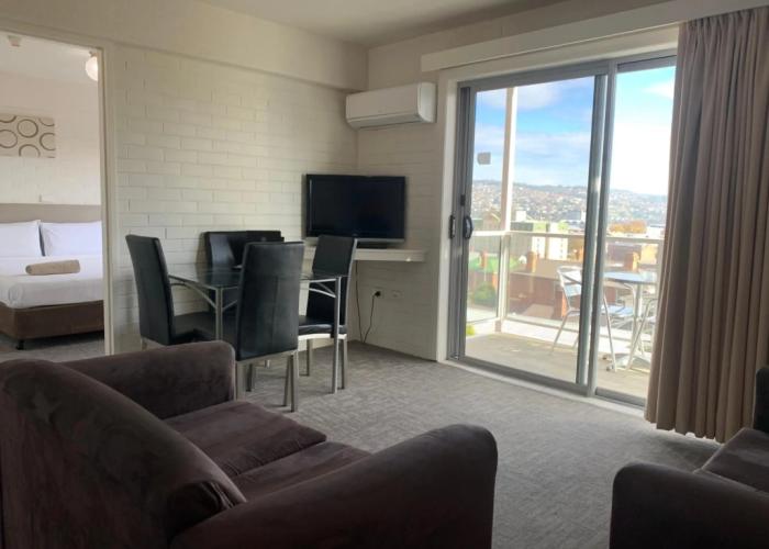Adina Place Motel Apartments