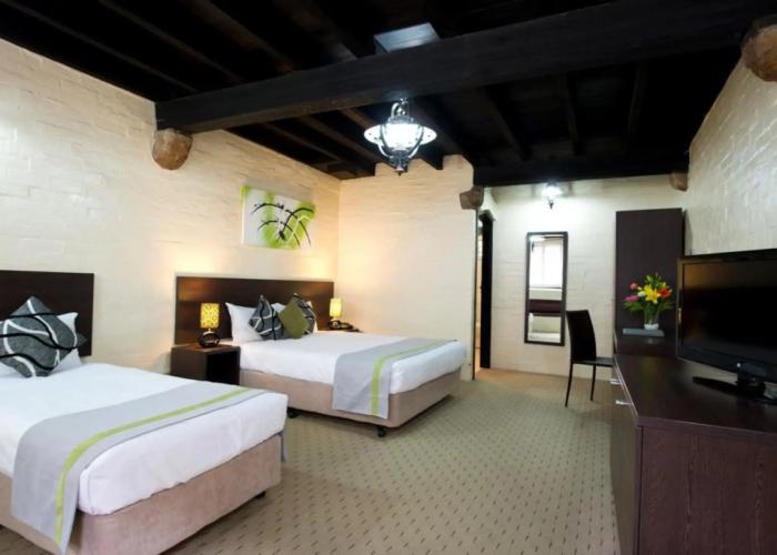 Leisure Inn Penny Royal Hotel & Apartments