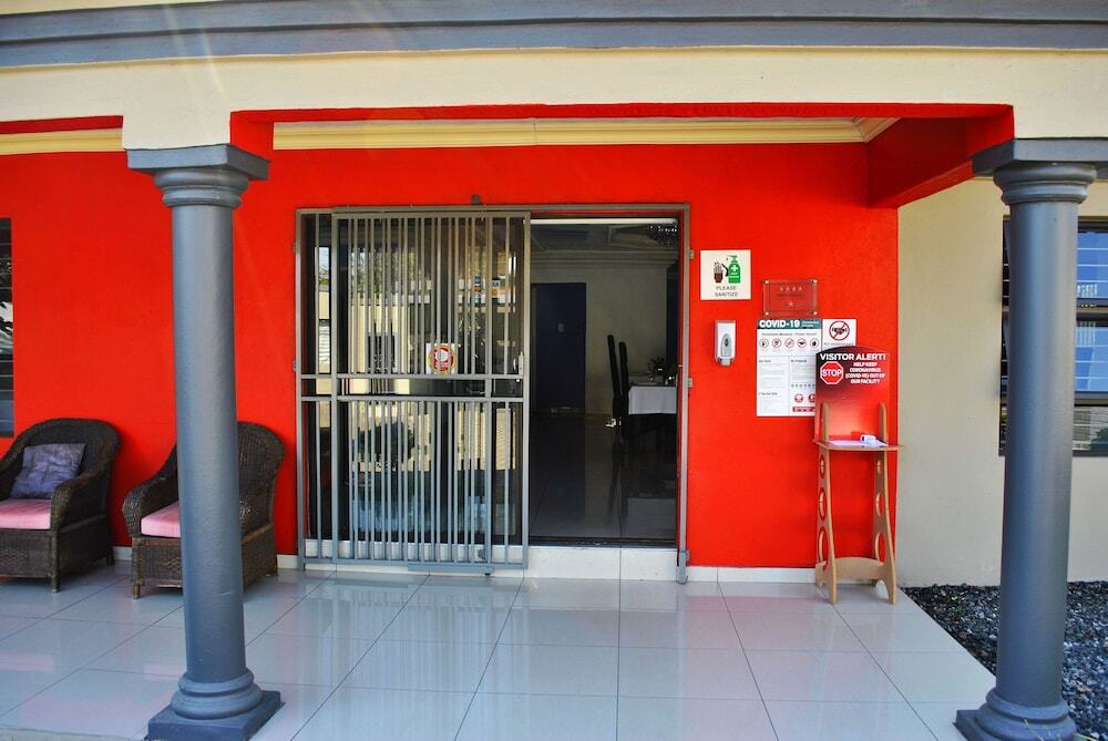 Lapologa Bed and Breakfast