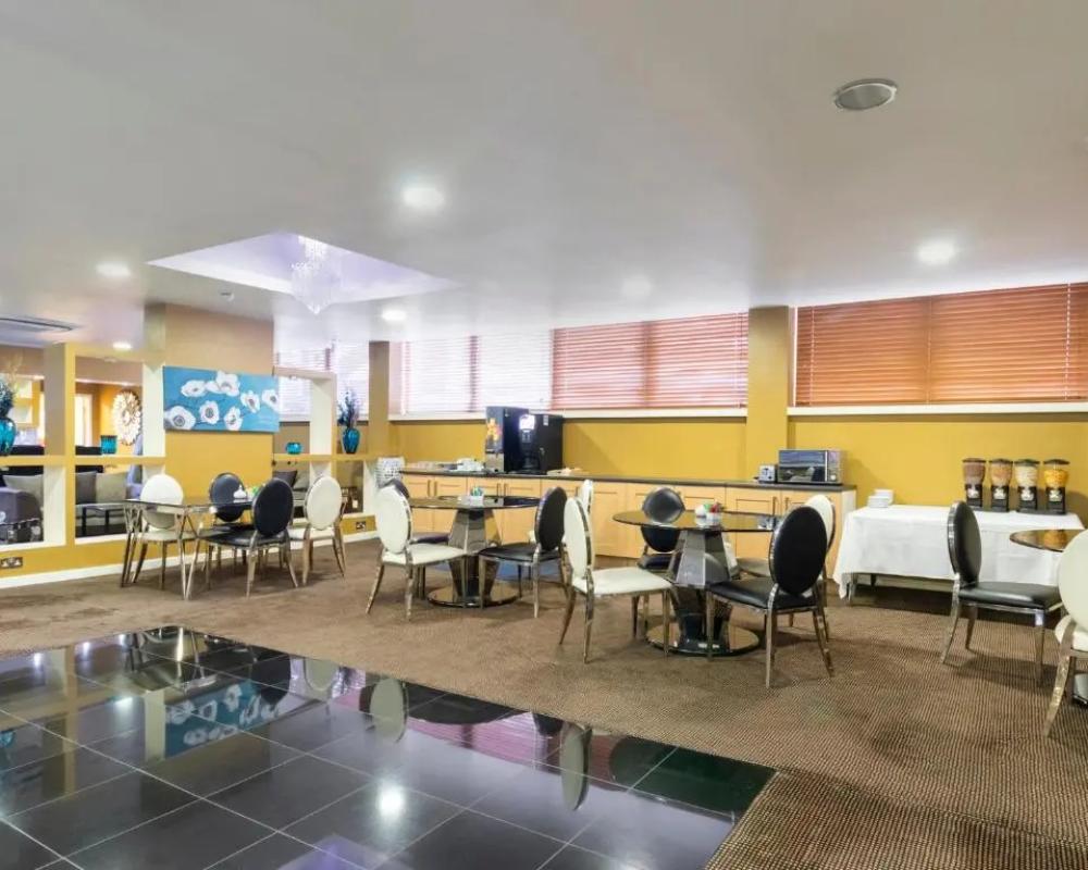 фото Stuart Hotel